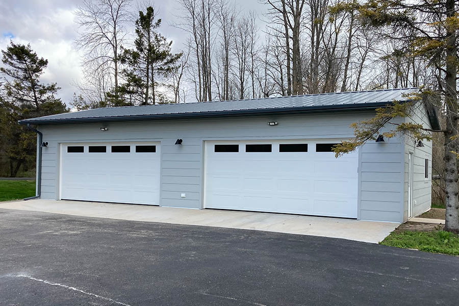 Post-frame garage used to compare post-frame and stick-frame construction methods.