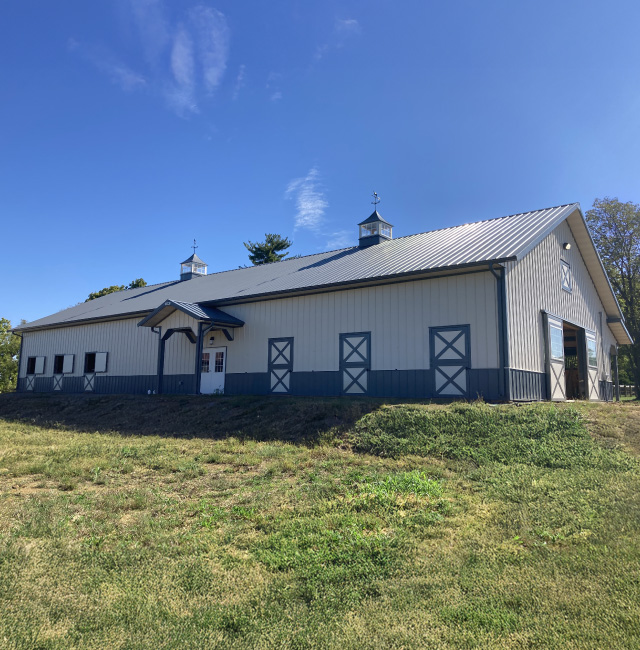 Equestrian Barn in Georgetown Kentucky Equestrian Barn in Georgetown Kentucky