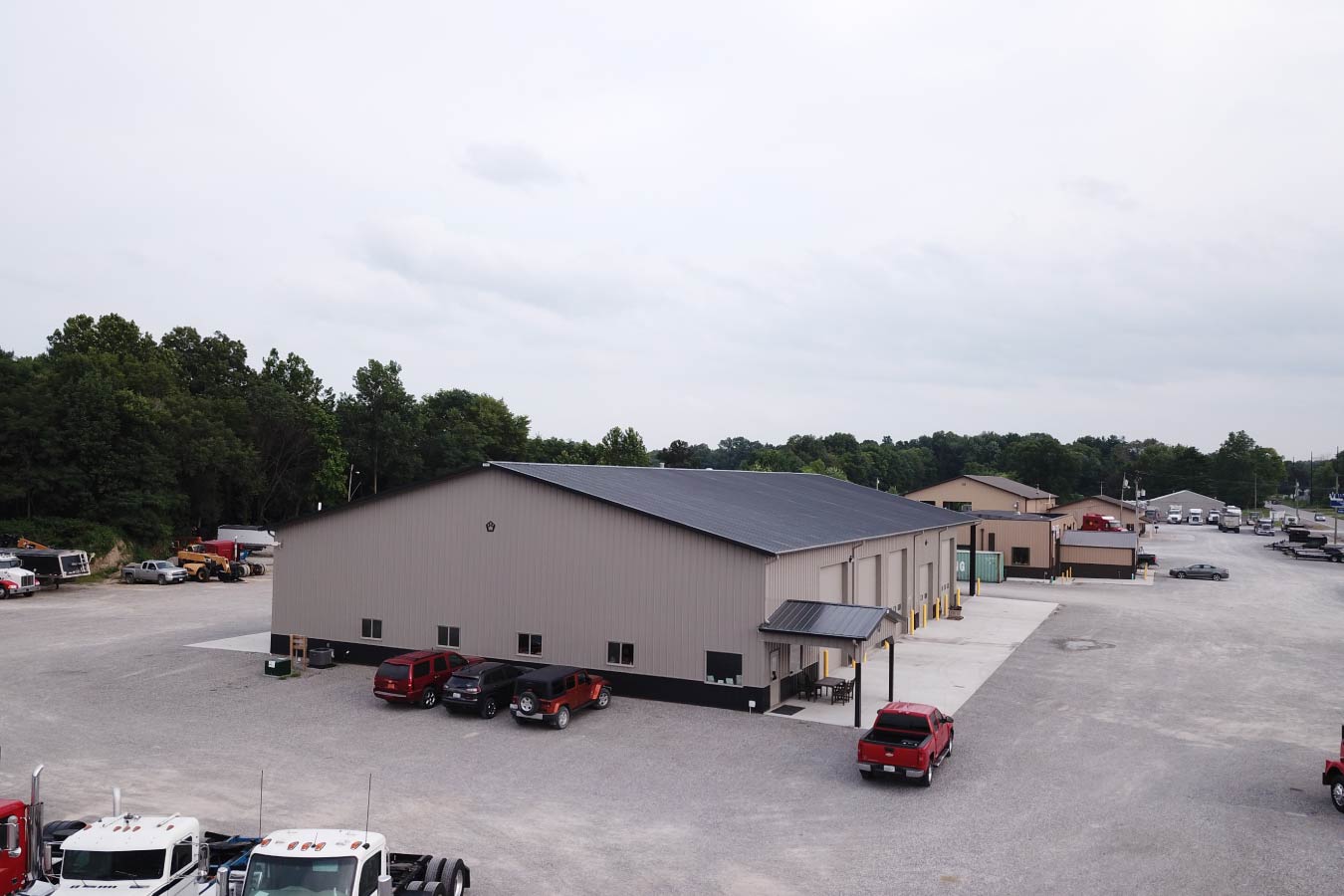 74-0404 Rear aerial view of Vaughan Equipment commercial service building