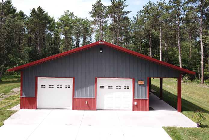 40' x 56' pole barn with living quarters garage and shop built by Walters Buildings