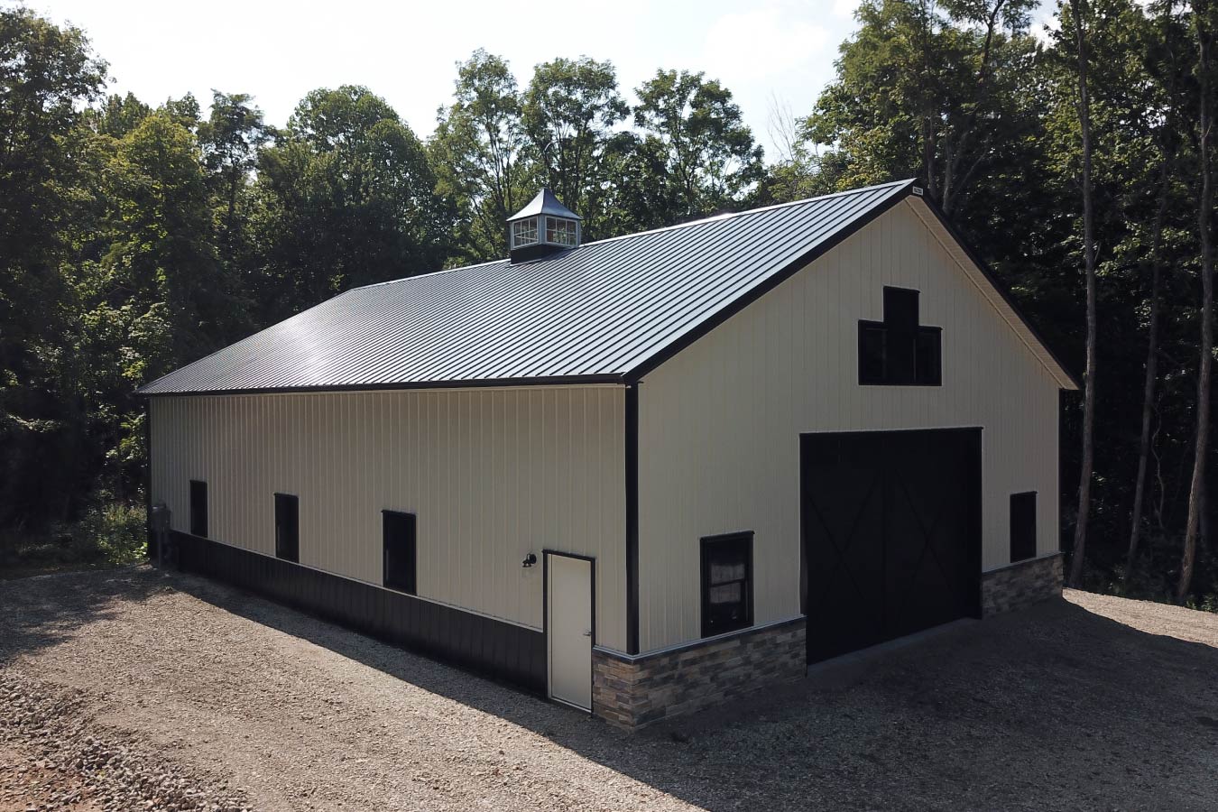 20-3005 Metal Pole Barn Storage