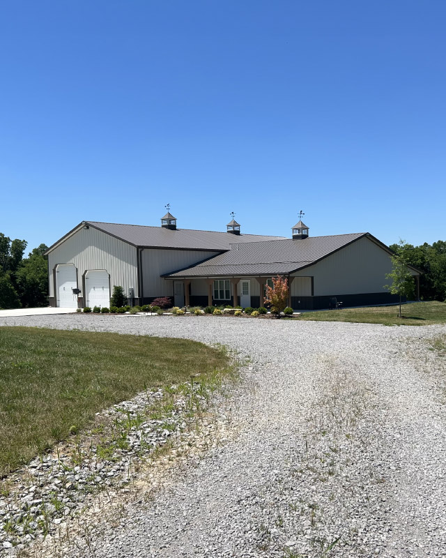 Custom Post-Frame Barndominium Cabin in Shelbyville, Kentucky
