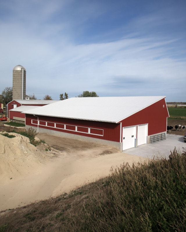 Cattle Barn with Polycarbonate Panels in West Bend, Wisconsin Cattle Barn with Polycarbonate Panels in West Bend, Wisconsin